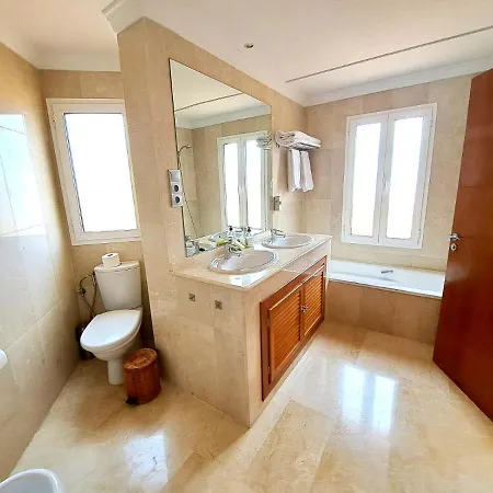 Aloha Hill Club Family Large Terrace And Bbq Apartment *